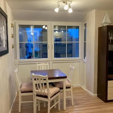 Zur Muehle Lemkenhafen Auf アパート フェーマルン